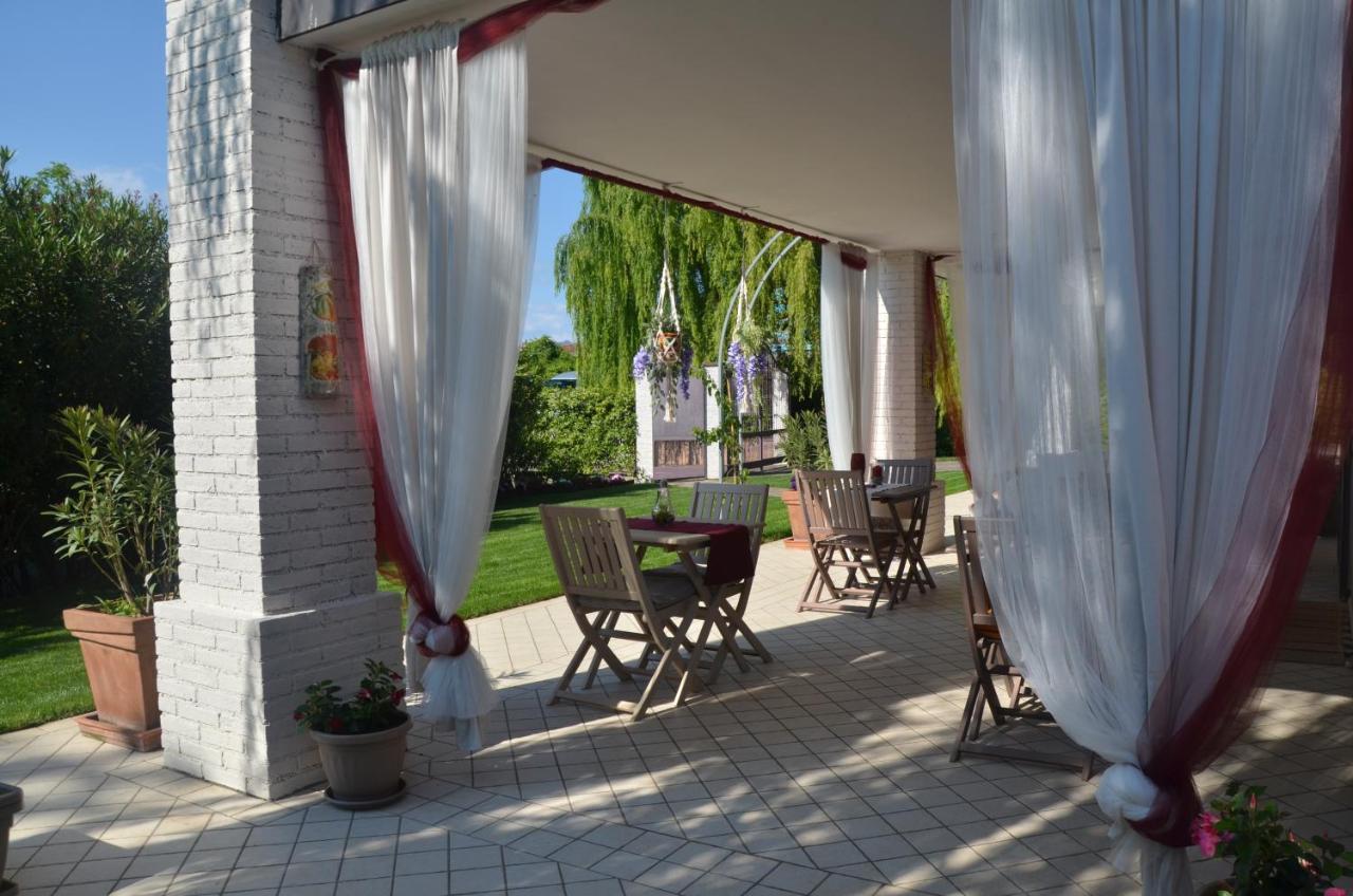 Asso Bed & Breakfast 마네르바 델 가르다 외부 사진