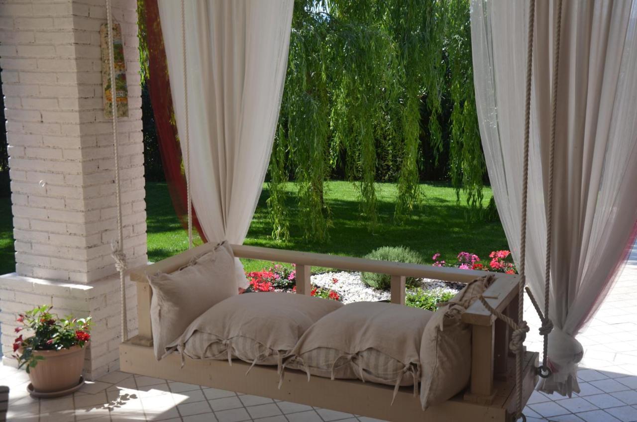 Asso Bed & Breakfast 마네르바 델 가르다 외부 사진