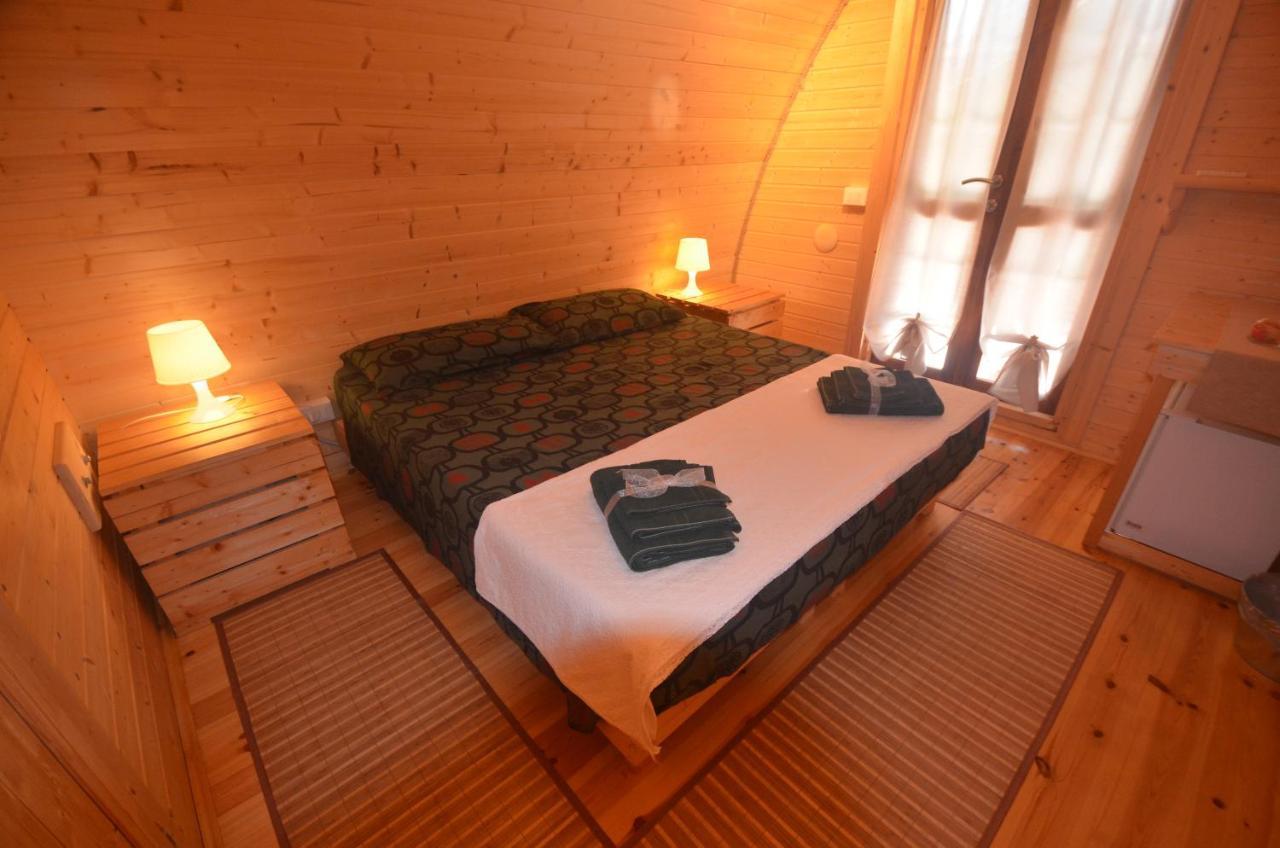 Asso Bed & Breakfast 마네르바 델 가르다 외부 사진