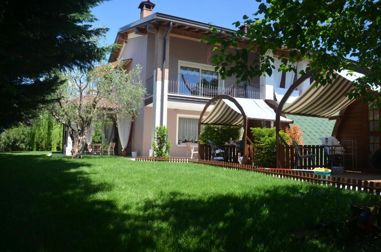 Asso Bed & Breakfast 마네르바 델 가르다 외부 사진