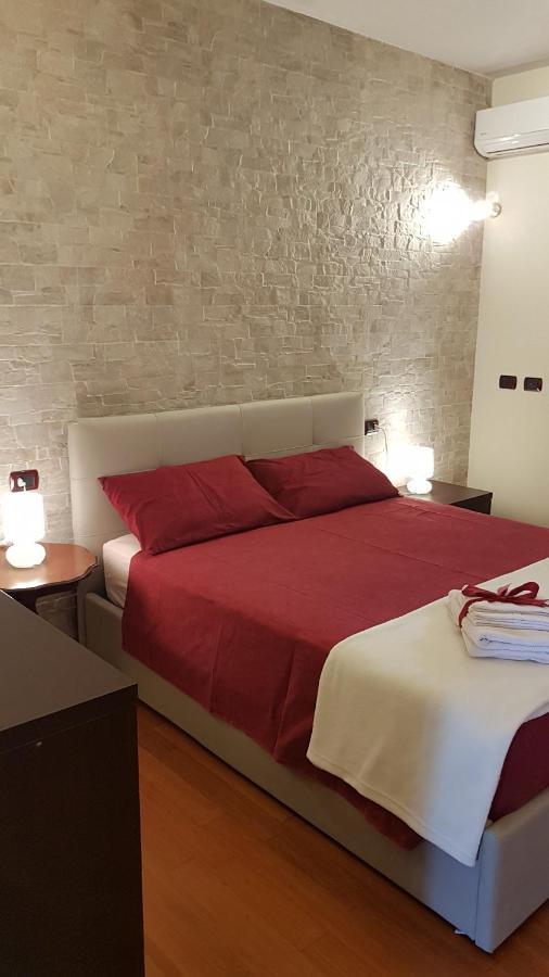 Asso Bed & Breakfast 마네르바 델 가르다 외부 사진