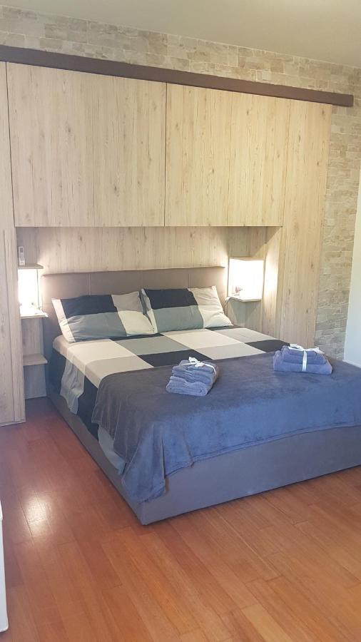 Asso Bed & Breakfast 마네르바 델 가르다 외부 사진