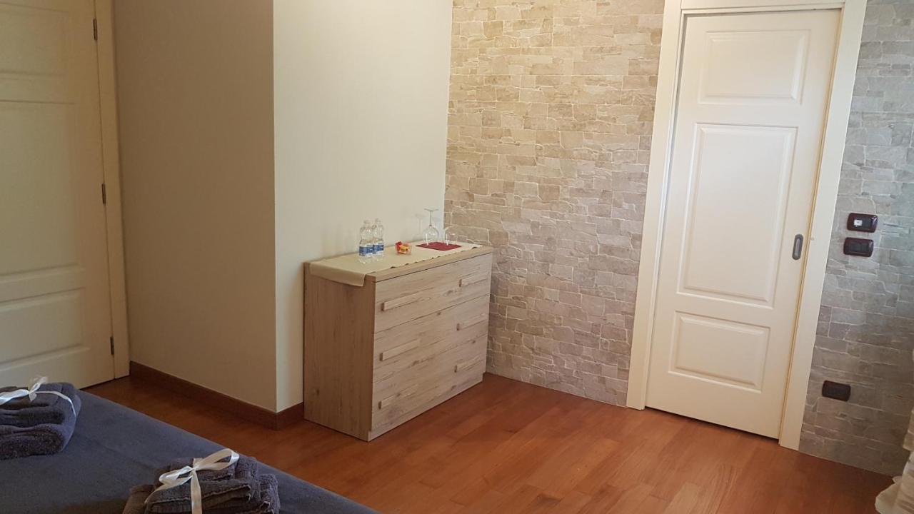 Asso Bed & Breakfast 마네르바 델 가르다 외부 사진